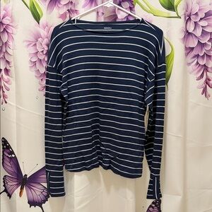 Sonoma Women's Navy and White Striped Long Sleeve Top